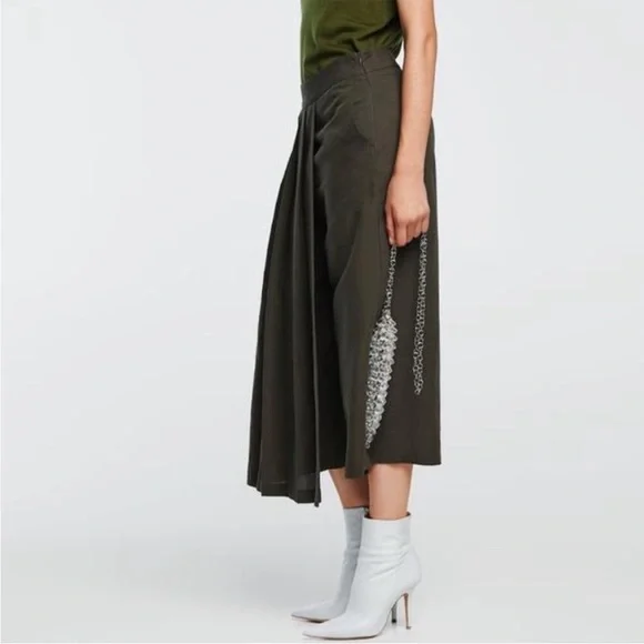 NWOT Zara Olive Green Pleated Split Skirt Culottes
